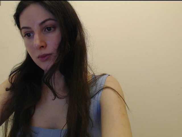 Hot-lina's BongaCams show and profile