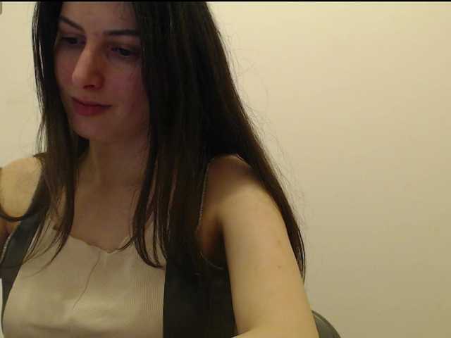 Hot-lina's BongaCams show and profile
