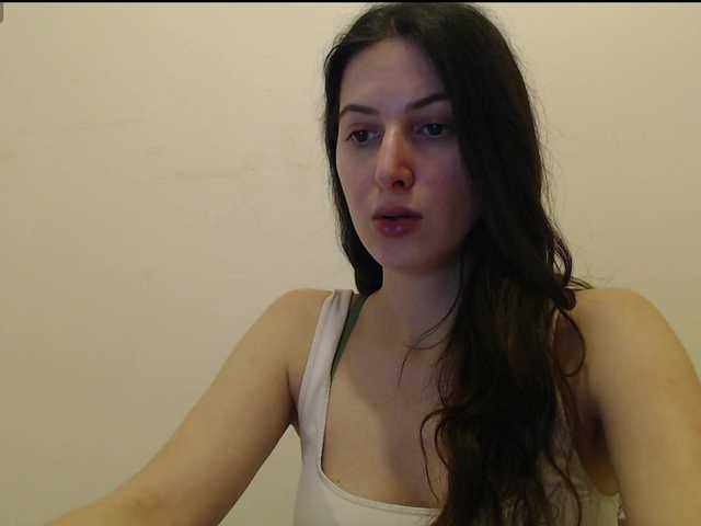 Hot-lina's BongaCams show and profile