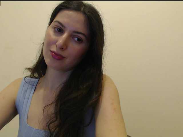 Hot-lina's BongaCams show and profile