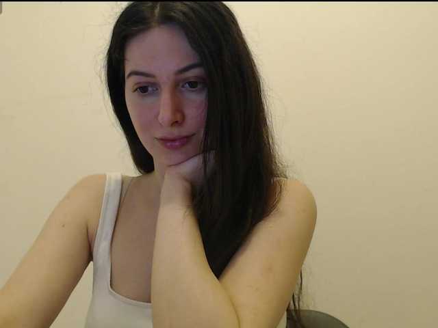 Hot-lina's BongaCams show and profile