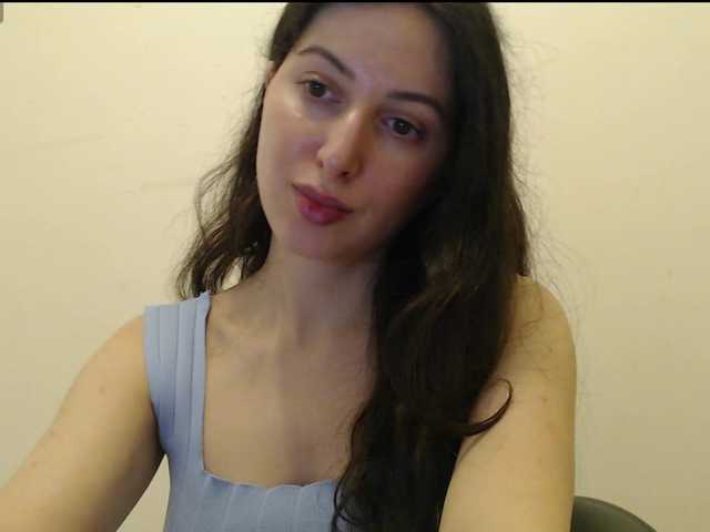 Hot-lina's BongaCams show and profile