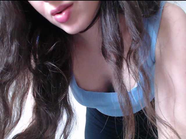 Hot-lina's BongaCams show and profile