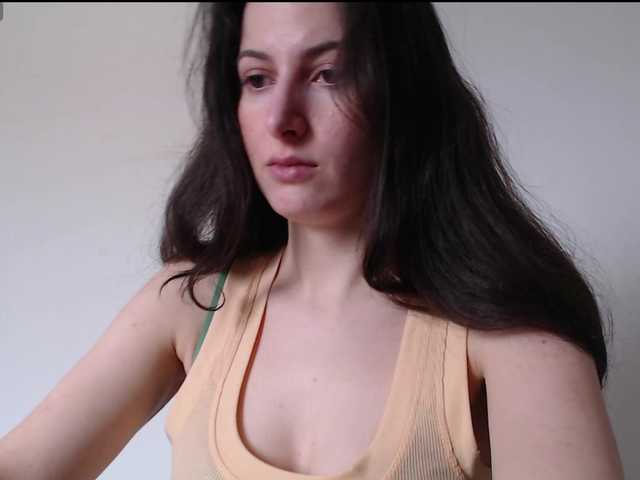 Hot-lina's BongaCams show and profile