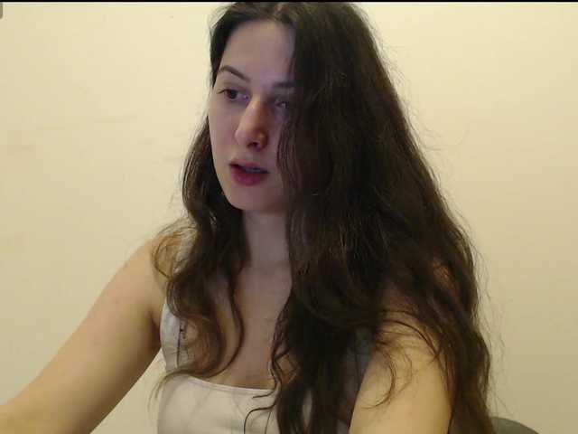Hot-lina's BongaCams show and profile