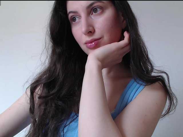 Hot-lina's BongaCams show and profile