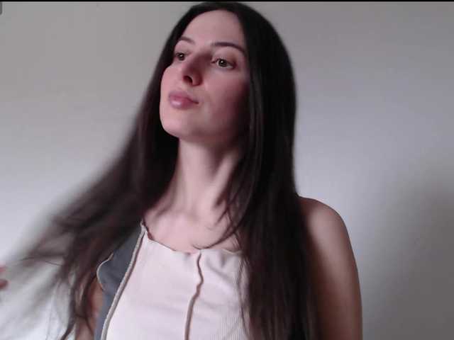 Hot-lina's BongaCams show and profile