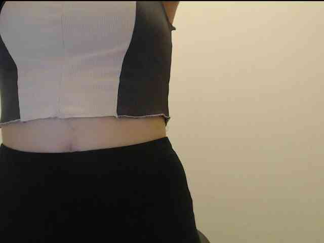 Hot-lina Live Webcam on BongaCams