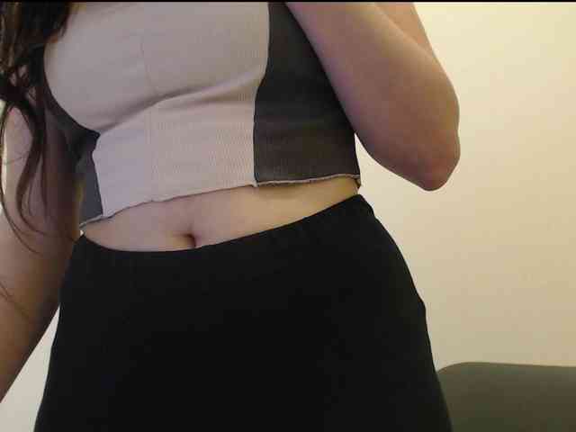 Hot-lina Live Webcam on BongaCams