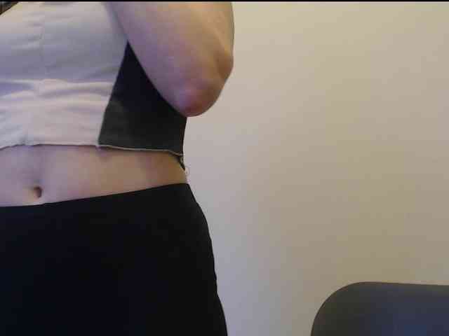 Hot-lina Live Webcam on BongaCams