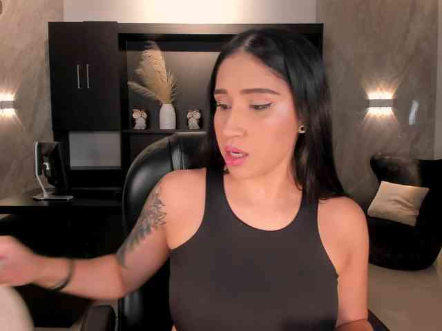 NickyLawson webcam