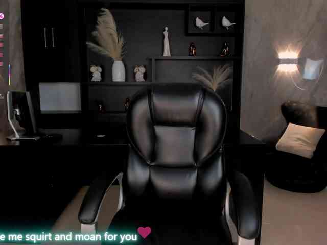 NickyLawson webcam