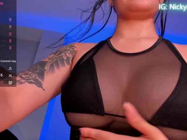 NickyLawson webcam
