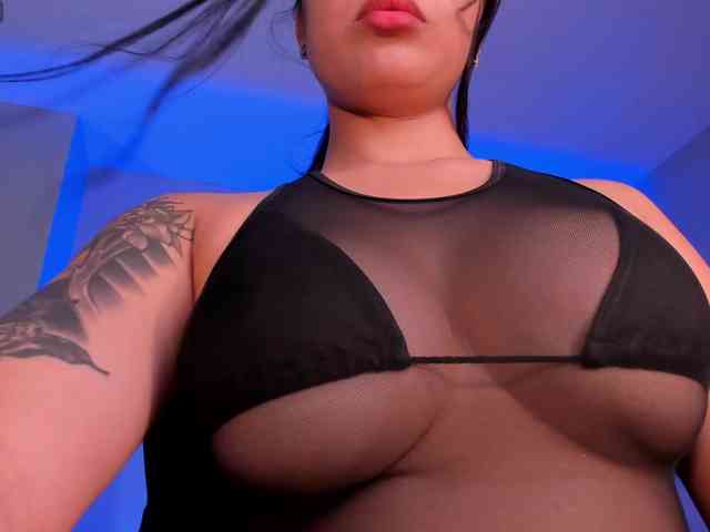 NickyLawson webcam