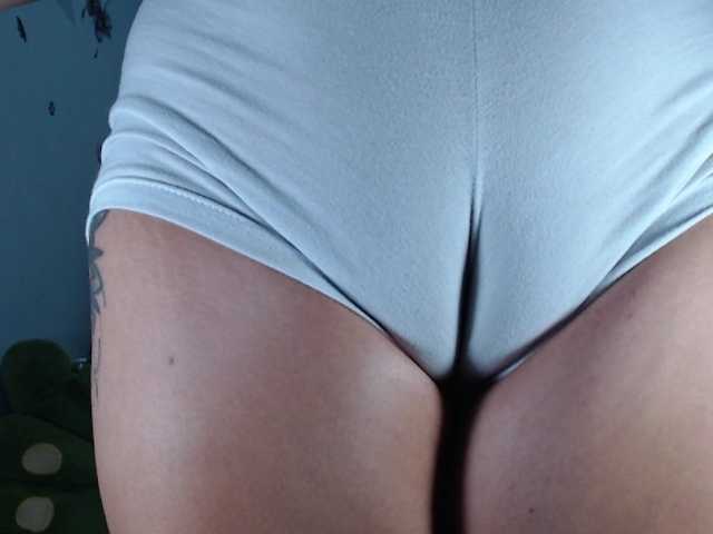 ana-loveee's BongaCams show and profile