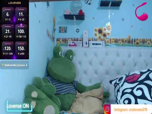 ana-loveee webcam