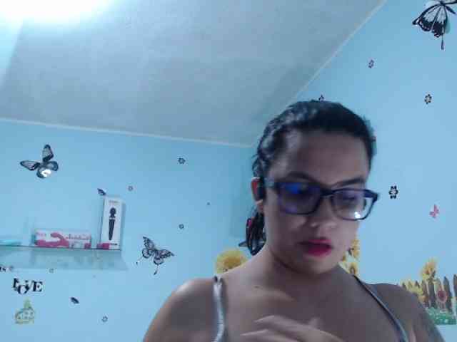 ana-loveee webcam