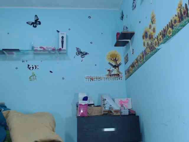 ana-loveee webcam