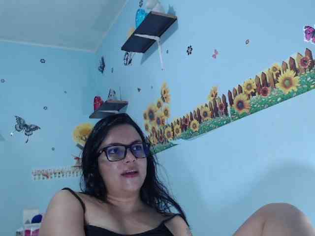 ana-loveee webcam