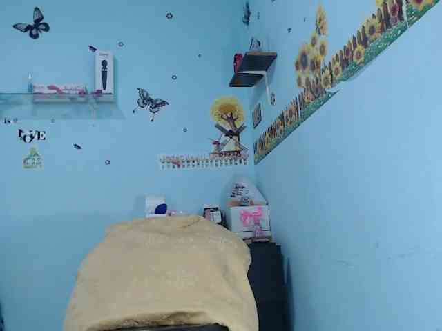 ana-loveee webcam
