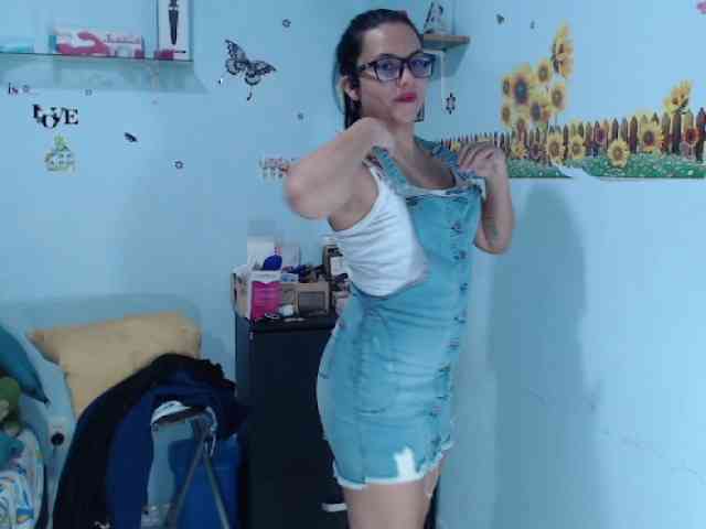 ana-loveee webcam