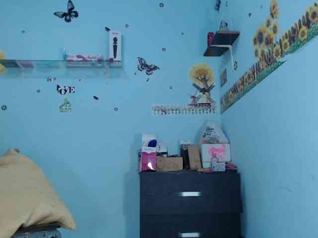 ana-loveee webcam