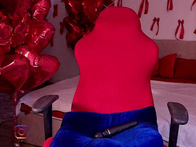 juli-jam's BongaCams show and profile