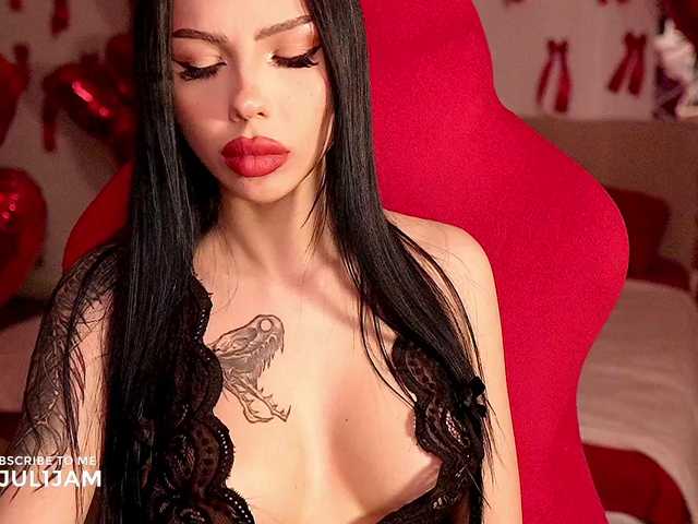 juli-jam from BongaCams