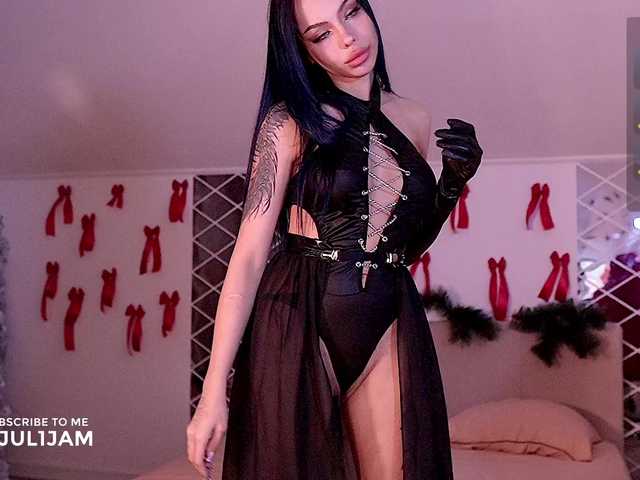 juli-jam's BongaCams show and profile