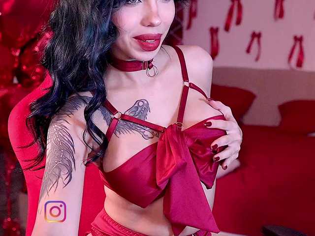 juli-jam's BongaCams show and profile