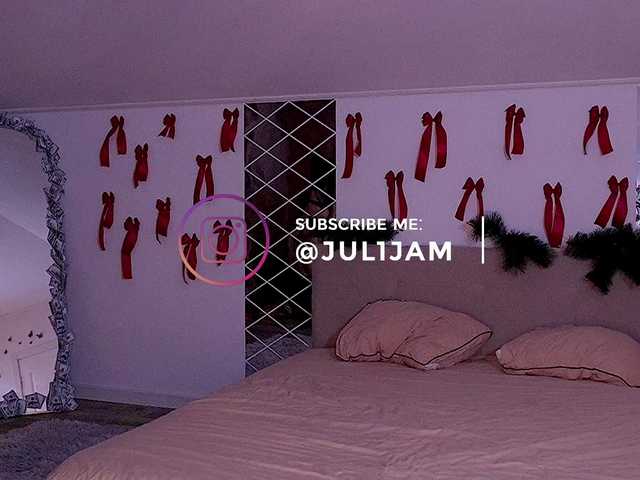 juli-jam's BongaCams show and profile