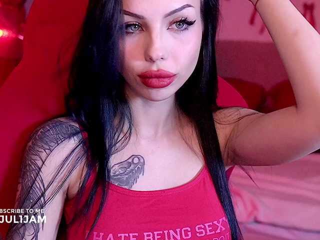 juli-jam's BongaCams show and profile