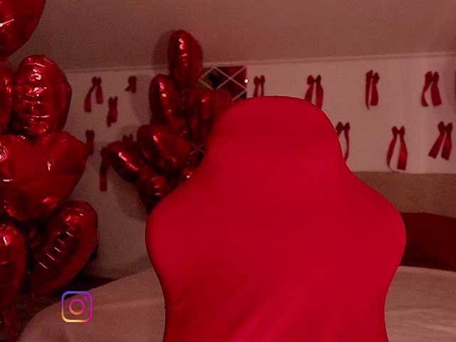 juli-jam's BongaCams show and profile