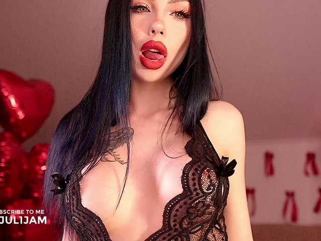 juli-jam's BongaCams show and profile