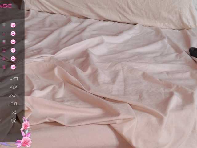 KristinaMoon's BongaCams show and profile