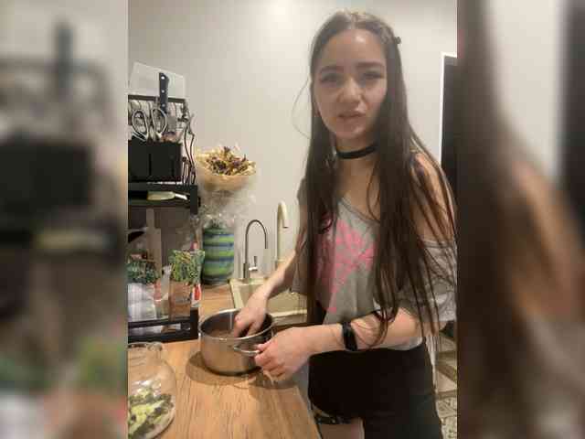 MoanaQliphoth webcam