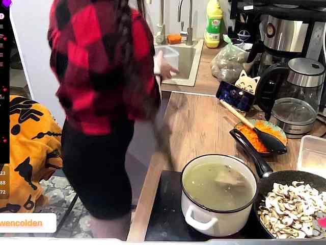 MoanaQliphoth webcam