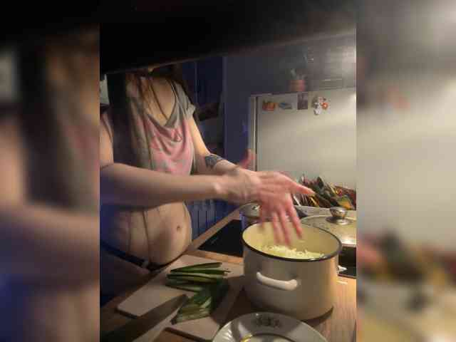 MoanaQliphoth webcam