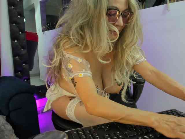 KimberlyBirdm KimberlyBirdm