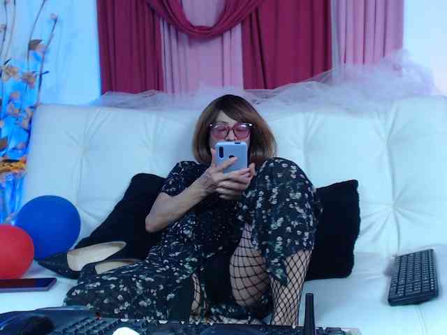 KimberlyBirdm webcam