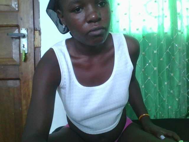 sweetchic's BongaCams show and profile