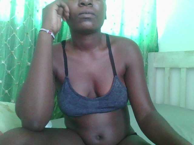 sweetchic's BongaCams show and profile