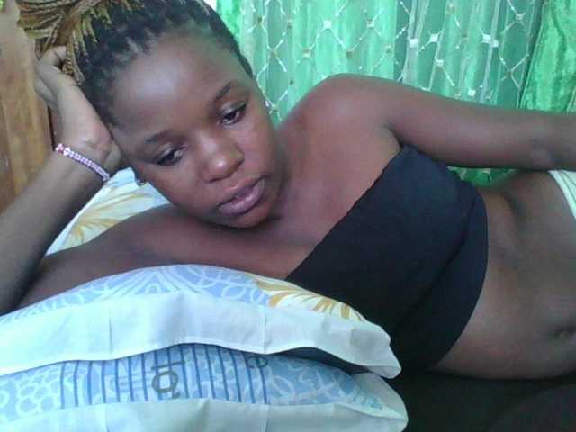 sweetchic's BongaCams show and profile