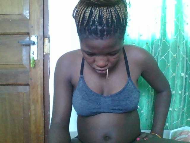 sweetchic's BongaCams show and profile