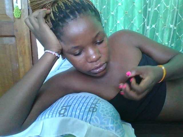 sweetchic's BongaCams show and profile