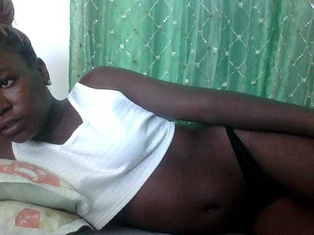 sweetchic's BongaCams show and profile