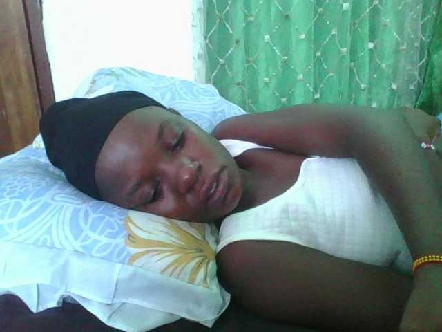 sweetchic's BongaCams show and profile