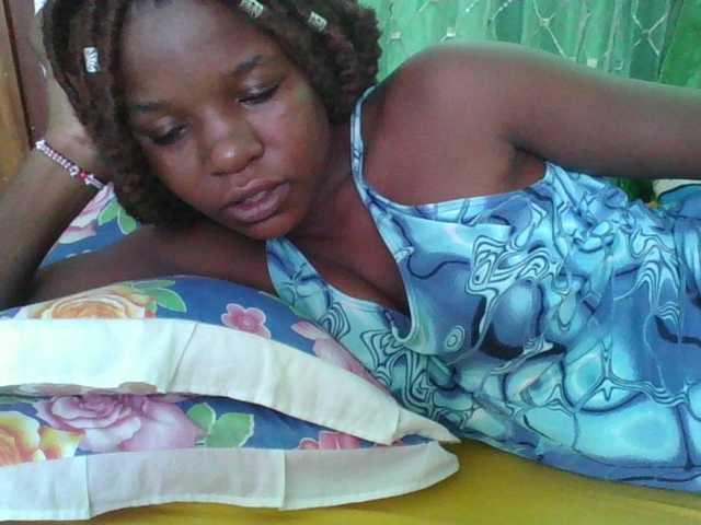 sweetchic's BongaCams show and profile