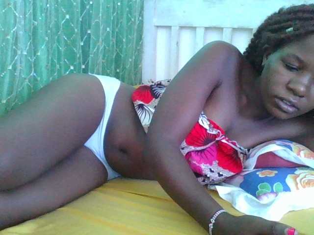 sweetchic's BongaCams show and profile