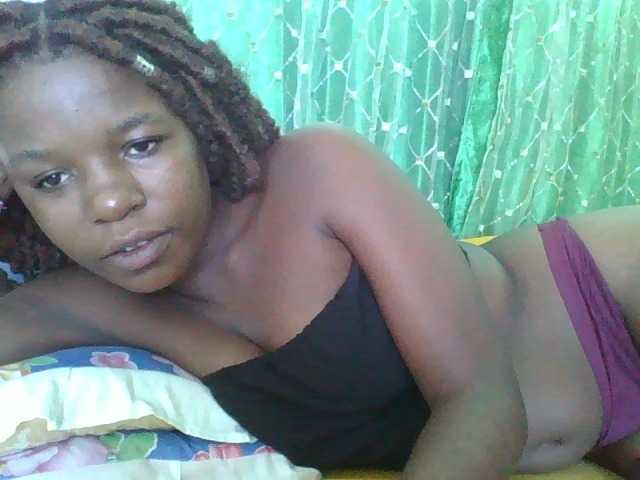 sweetchic's BongaCams show and profile